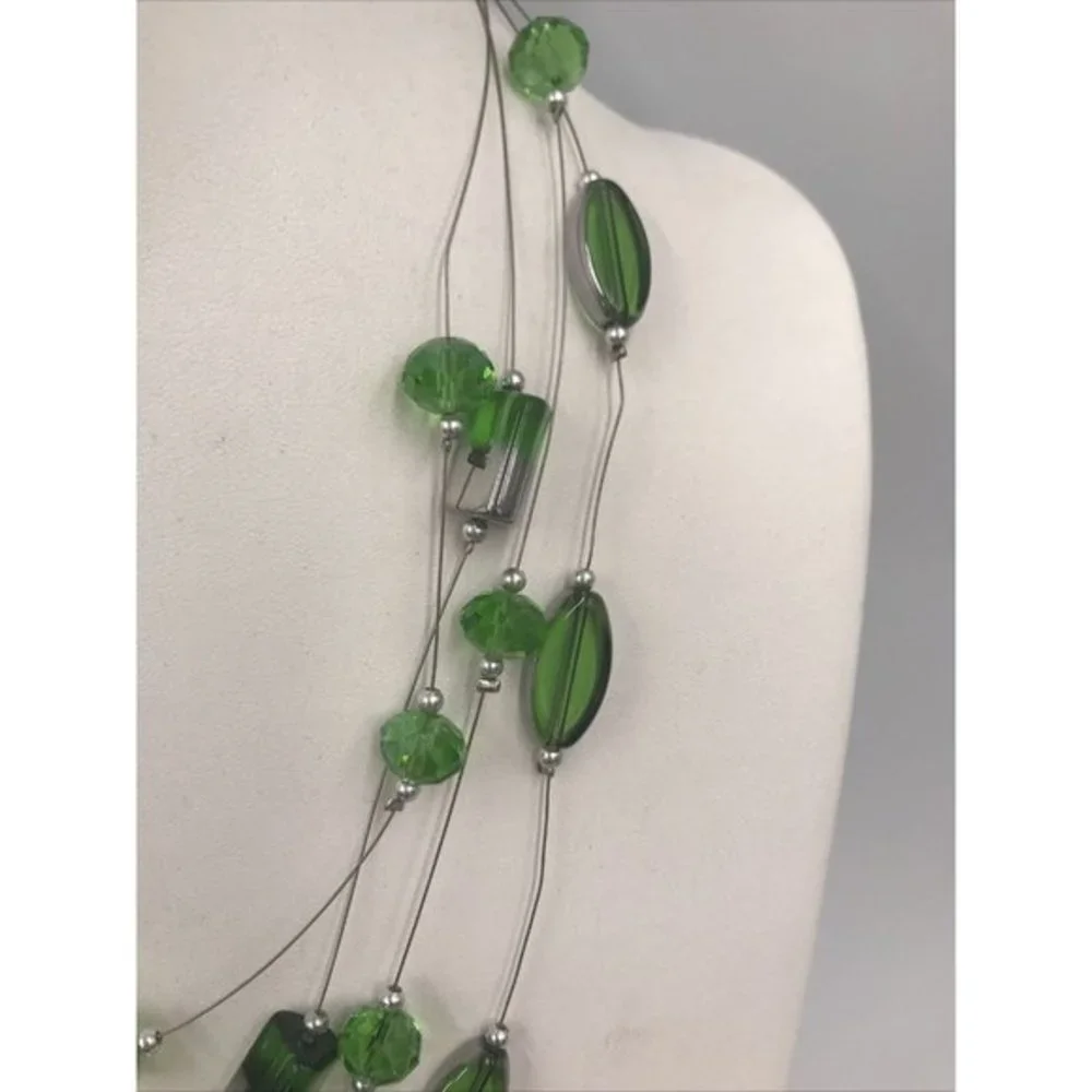 Unbranded silver tone